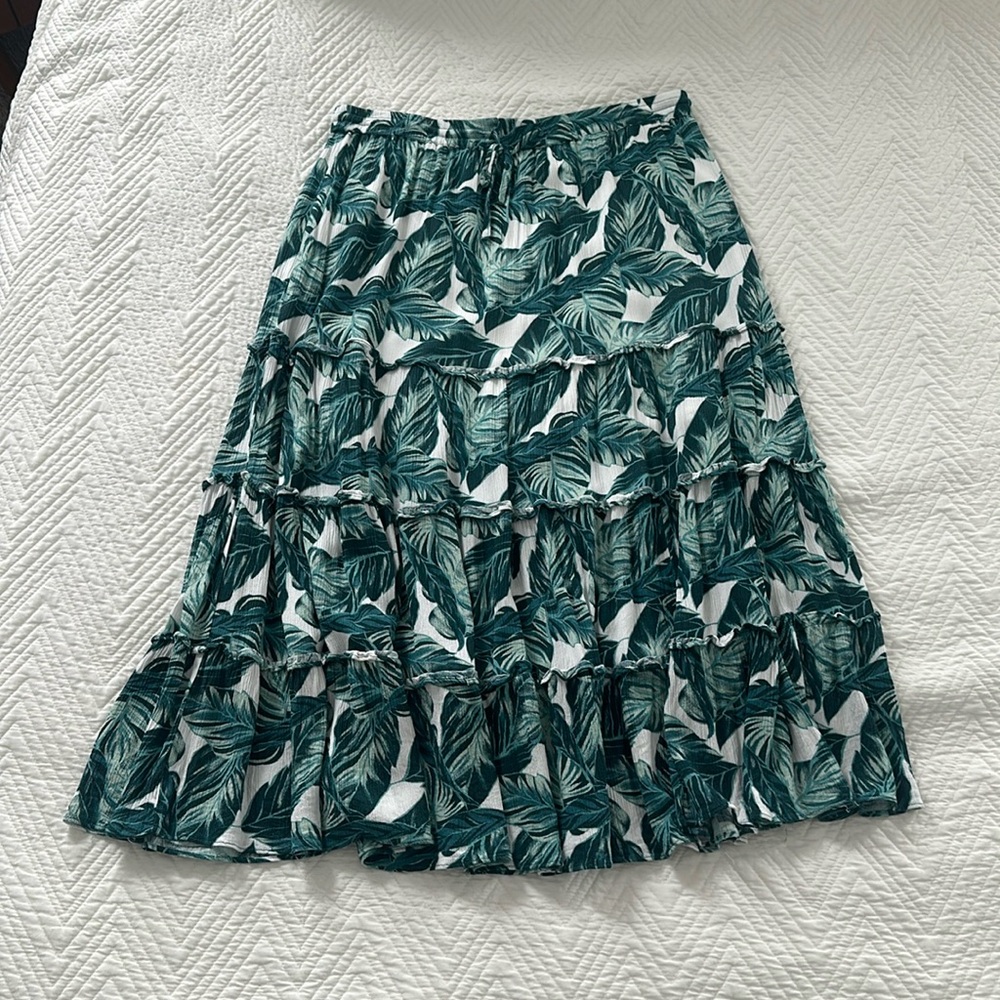 Skies Are Blue Tropical Palm Leaf tiered Midi skirt from Stitch Fix